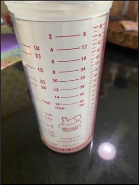 Pampered Chef Clear Plastic Measuring Cup with Red Markings